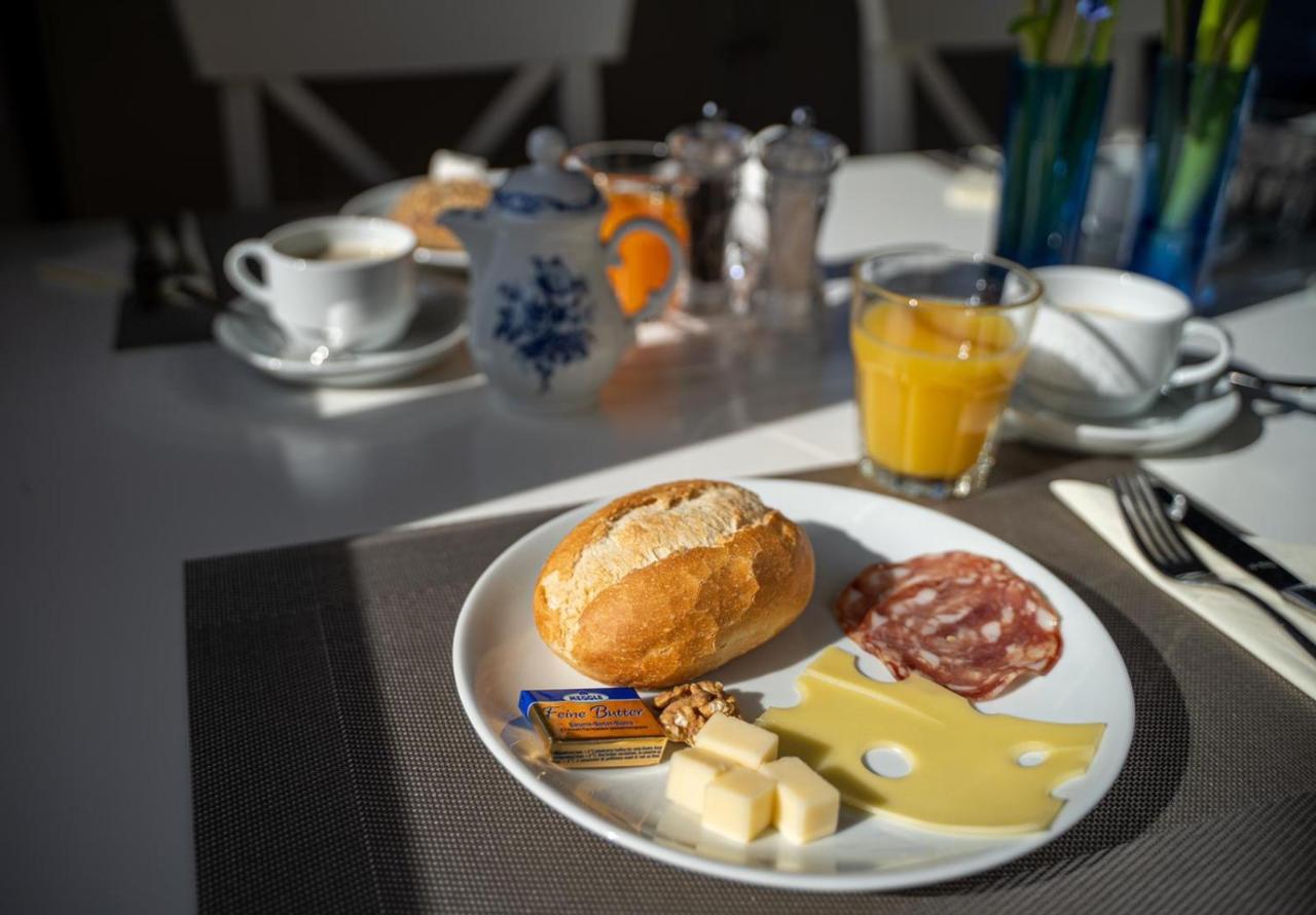 Hotel & Restaurant Tanne Fischingen エクステリア 写真