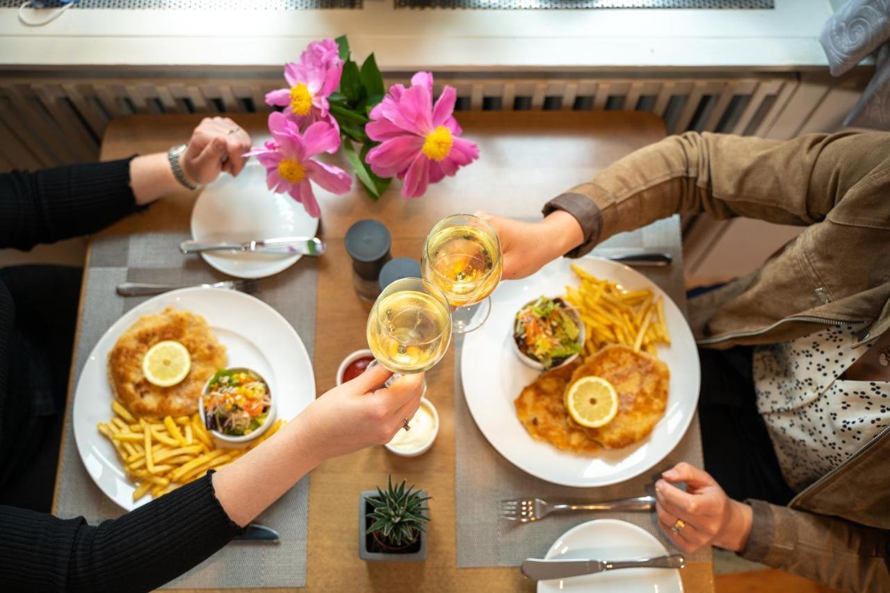 Hotel & Restaurant Tanne Fischingen エクステリア 写真